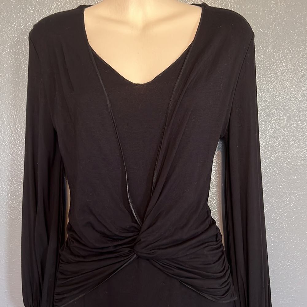 BCBG Max Azria Black Twist Front Long Sleeve Jersey Knit Top XS